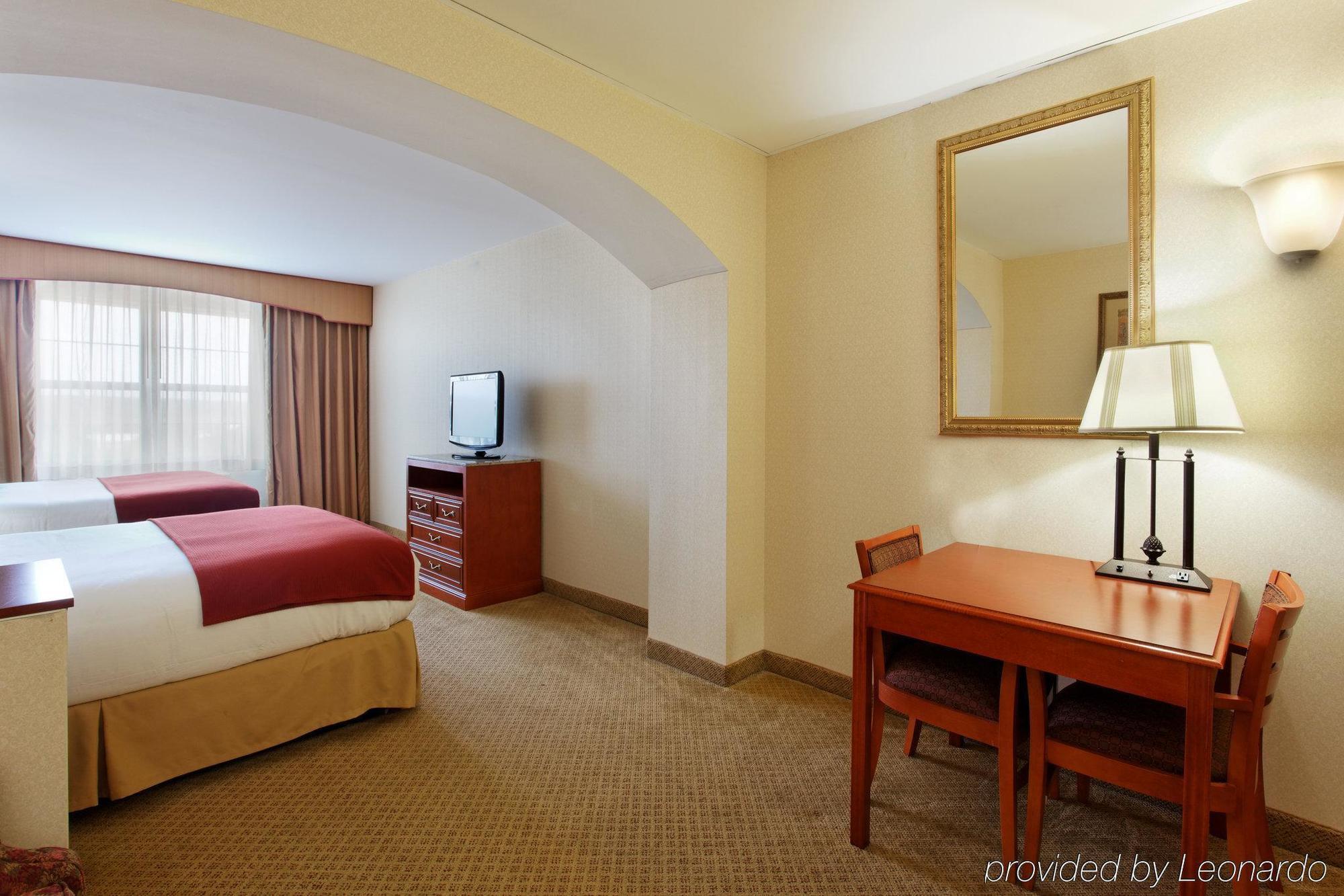Holiday Inn Express Mystic, An Ihg Hotel Zimmer foto